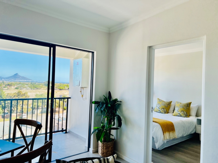 2 Bedroom Property for Sale in Table View Western Cape